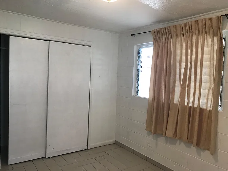 Mahalo St — Photo 2