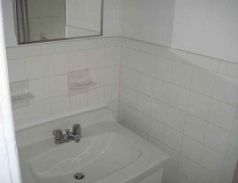 1st image of 28 Bedford Park Blvd E APT C6
