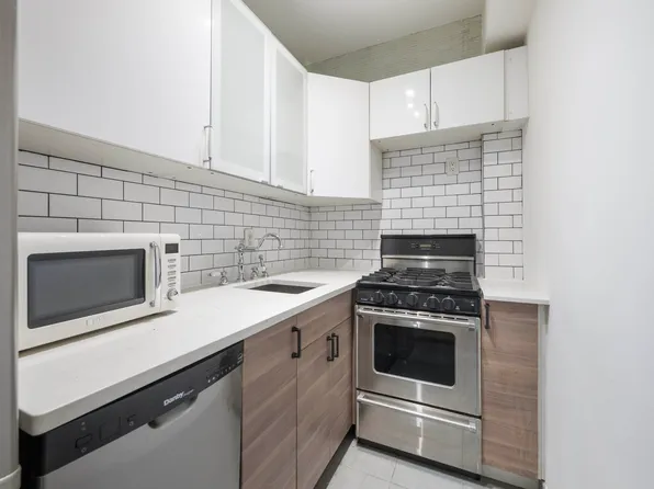 408 West 57th Street image 9 of 9