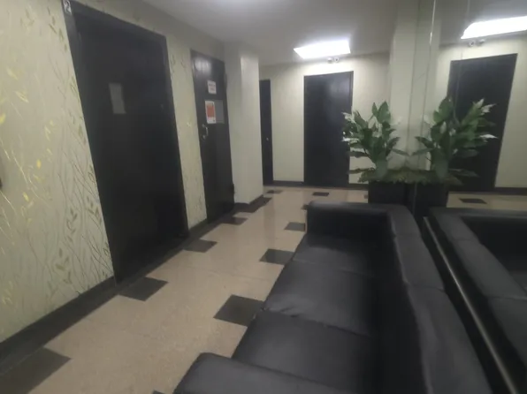 2 Fordham Hill Oval image 22 of 23