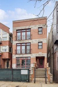 1517 N Bosworth Ave APT 1, Chicago, IL, 60642