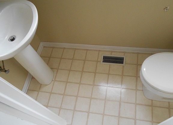 4th image of 1313 Meadow Ln