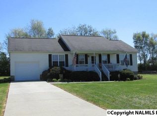 21 Gene Autry Dr, Albertville, AL 35951