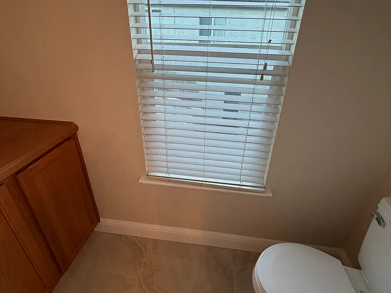 6483 Crestview Cir — Photo 14