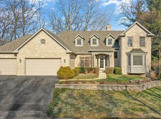 904 Wildrose Springs Dr, Saint Charles, IL 60174