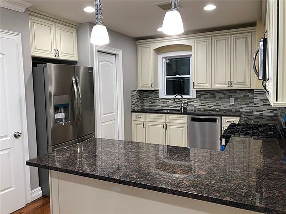2nd image of 13910 Glassboro Ave