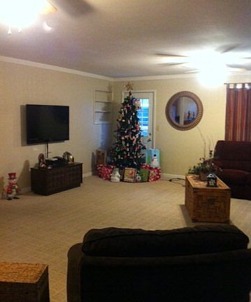 5th image of 319 North Dr