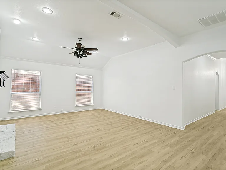 1745 Woodstream Ln — Photo 11