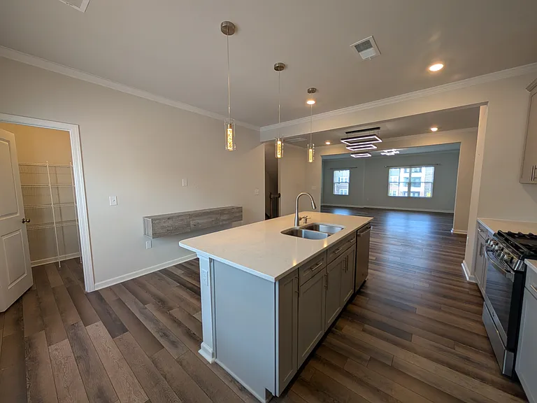 3010 Brellon Ln — Photo 8