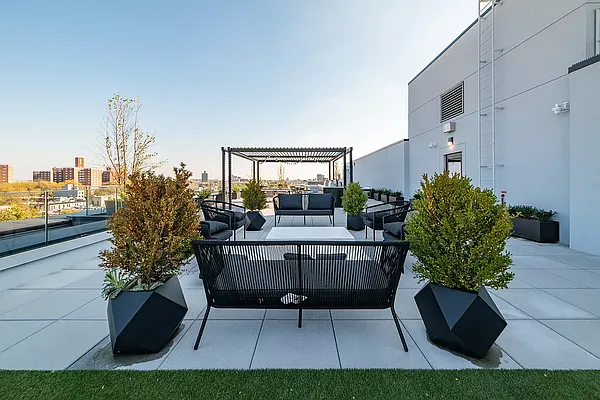 Rented by Joel Scharf, LREB | media 29