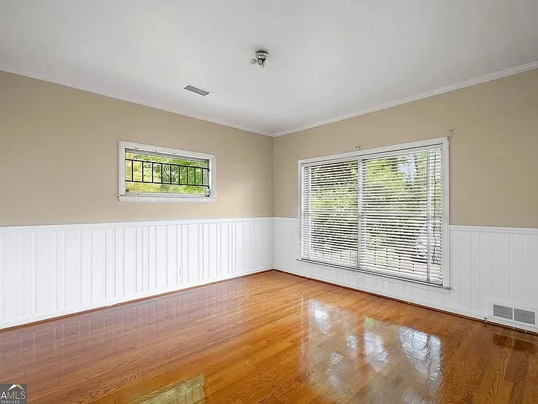 757 Old Ivy Rd NE — Photo 26
