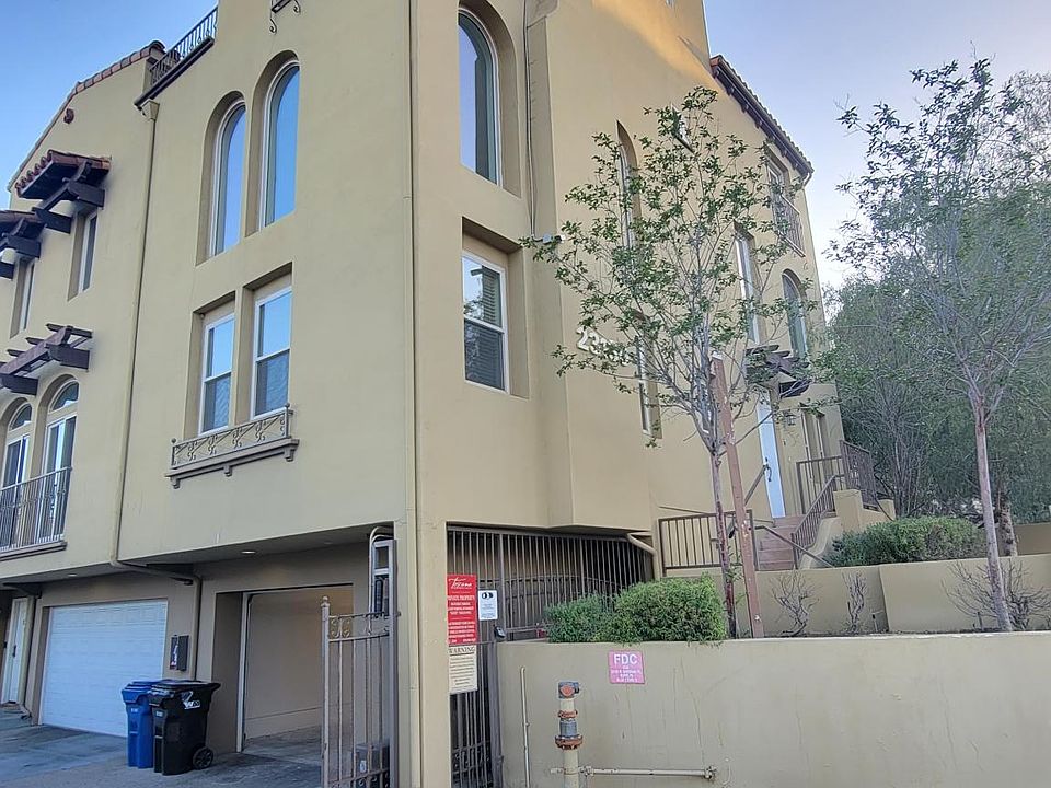 1st image of 23132 Sherman Pl #A101