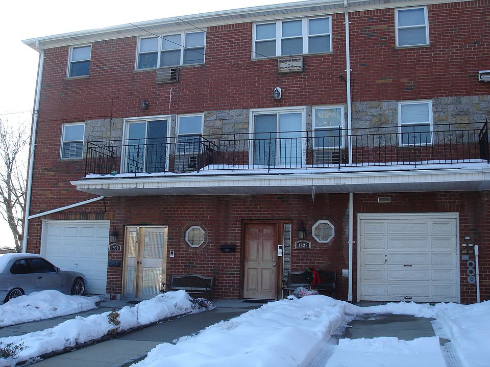2nd image of 1930 Parsons Blvd