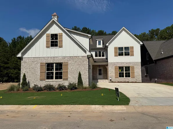 142 Glengerry Dr, Pelham, AL 35124