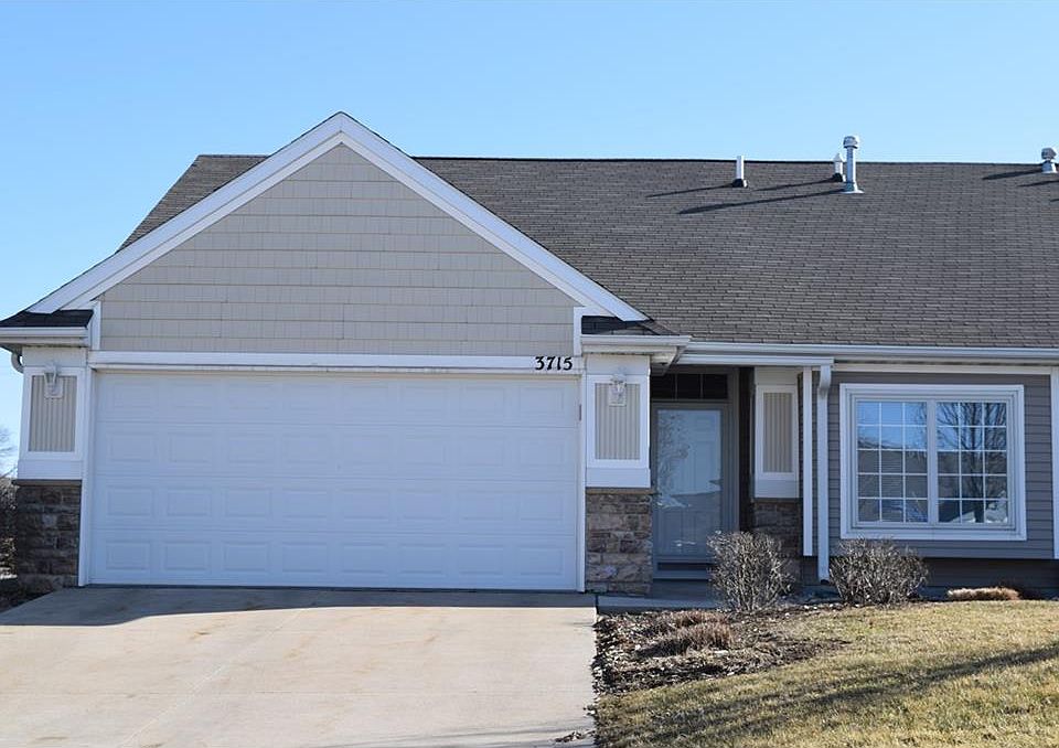 1st image of 3715 NE Cottonwood Ln