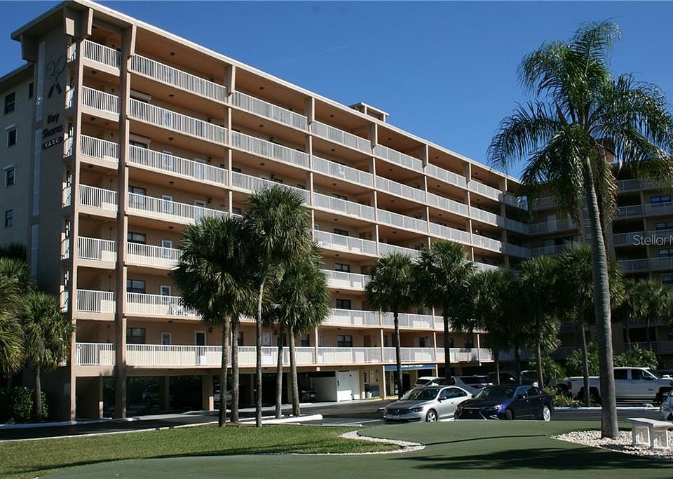 1st image of 19451 Gulf Blvd APT 505
