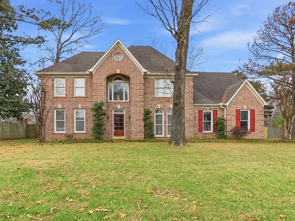 1st image of 219 Northcross Pl W
