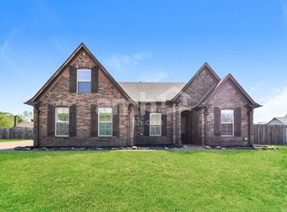 90 Laurel Cv, Oakland, TN 38060