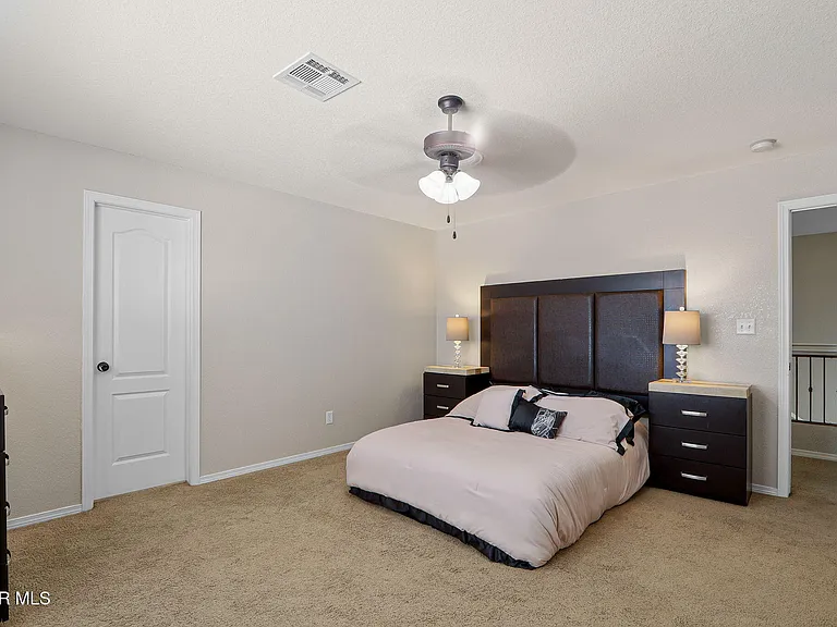 2057 Shreya St — Photo 27