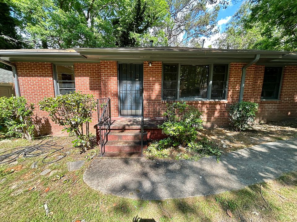 2nd image of 71 Anderson Ave NW