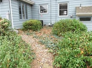 4900 W 102nd St, Overland Park, KS 66207
