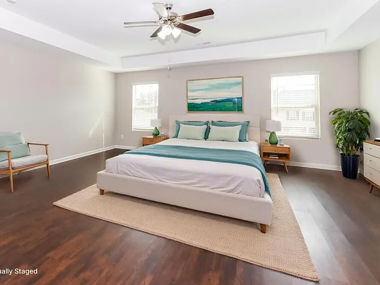 1544 Denver Way — Photo 11