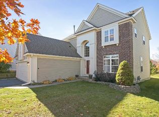 6433 Polaris Ln N, Maple Grove, MN 55311