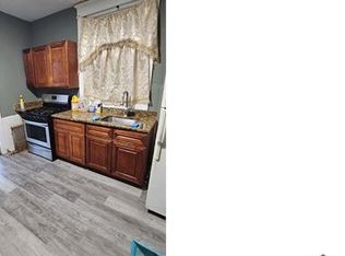 5738 N 5th St FLOOR 2, Philadelphia, PA 19120