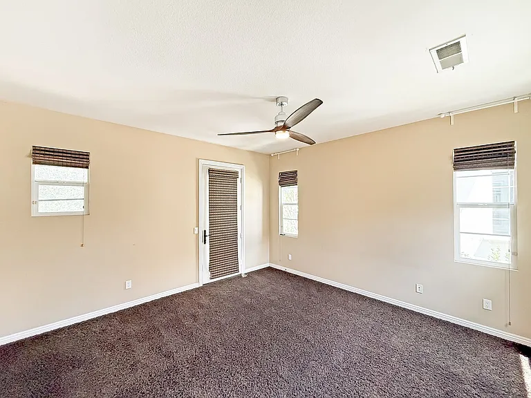 8404 Katherine Claire Ln — Photo 15