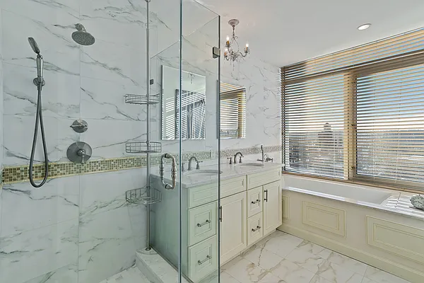 Sold by Julia B Fee Sotheby's International Realty | media 15