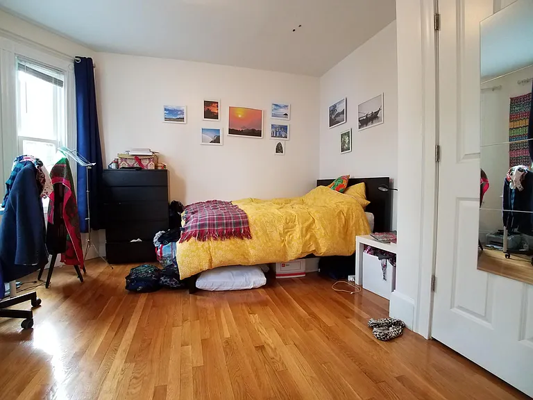 22 Inman Pl — Photo 5