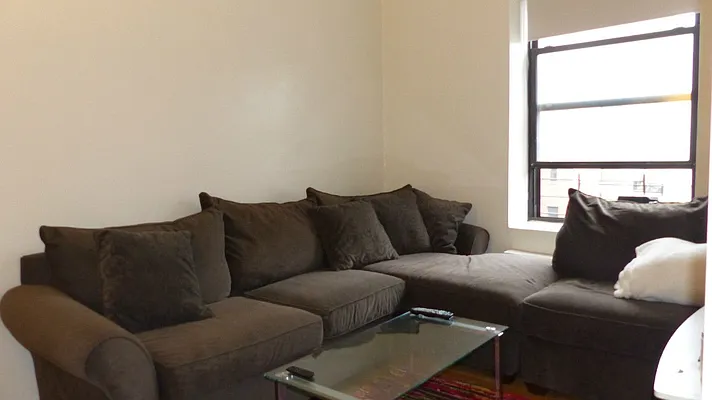 Rented by Immac Realty | media 12