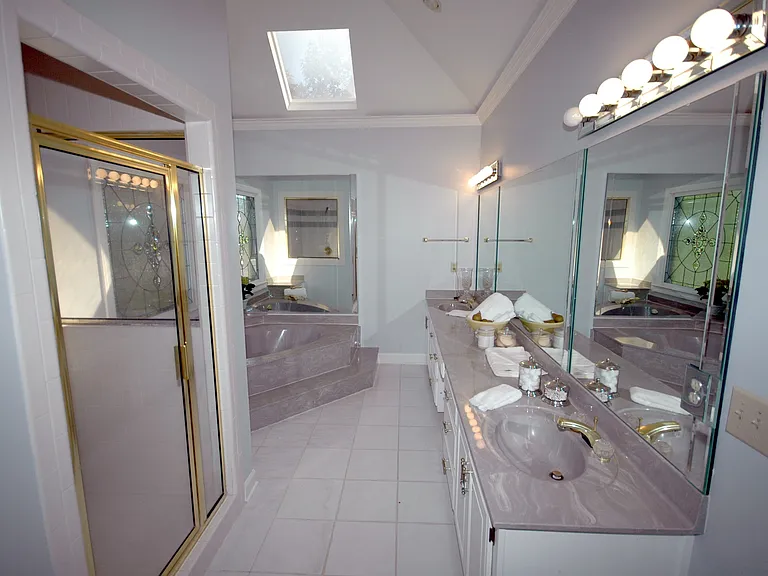 9295 Tailey Cir — Photo 13