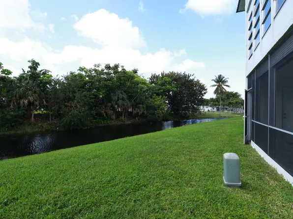 6570 Royal Palm Boulevard #106j, Margate, FL 33063