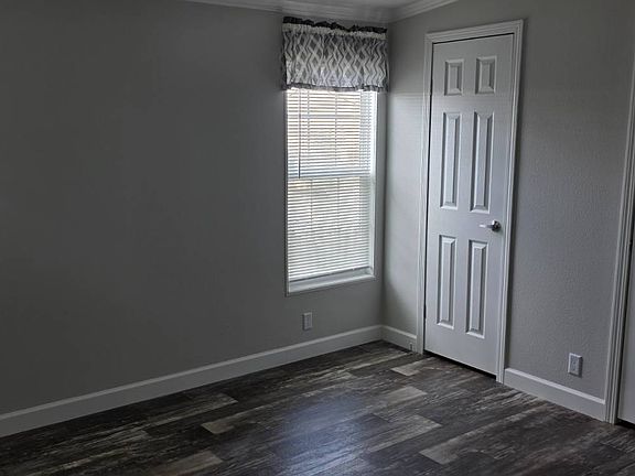 5th image of 751 10th St E Unit 500
