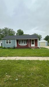 1338 N 13th St, Estherville, IA, 51334