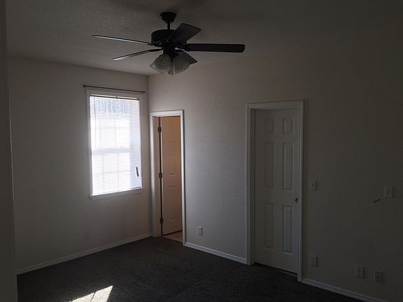 3rd image of 434 Sugar Creek Ln