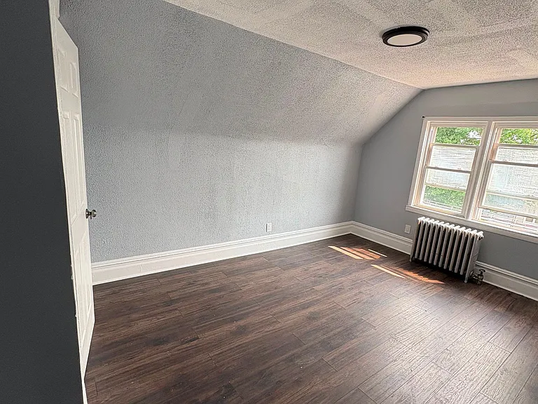 352 S 10th Ave #1 — Photo 9