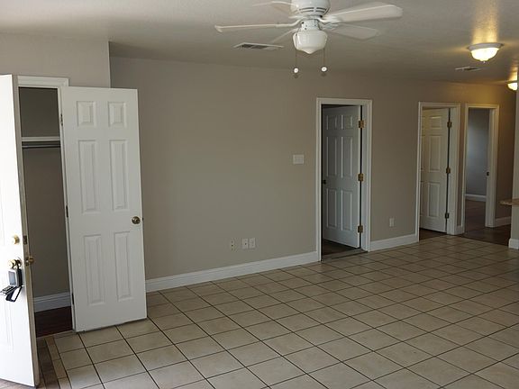 KITCHEN/LIVING/DINING