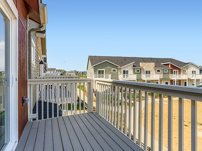 2744 Bear Springs Cir — Photo 15
