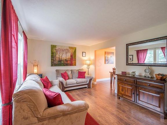 5th image of 8508 Priestley Dr