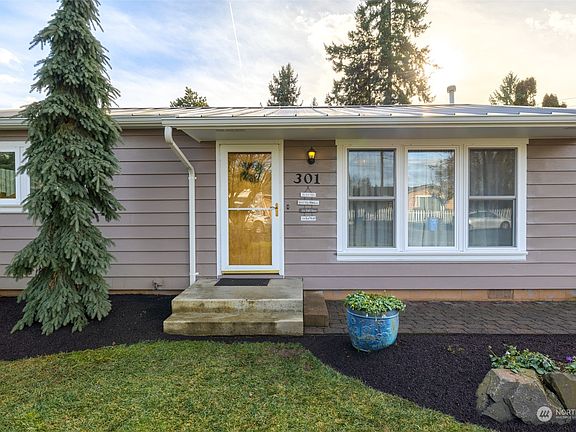 2nd image of 301 NE 59th Street