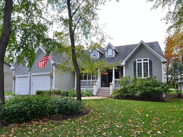 31155 Daniels Dr, Genoa, IL 60135