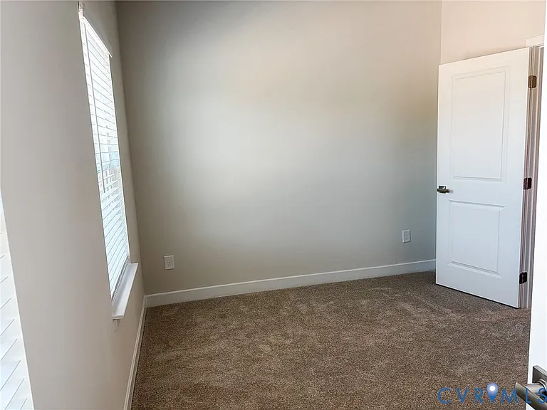 4821 Cloverleigh Dr — Photo 12