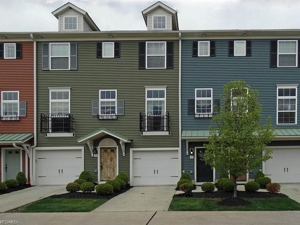 1st image of 40 Grandview Dr #40