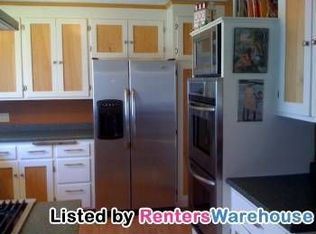 14104 Knollway Dr N, Minnetonka, MN 55305