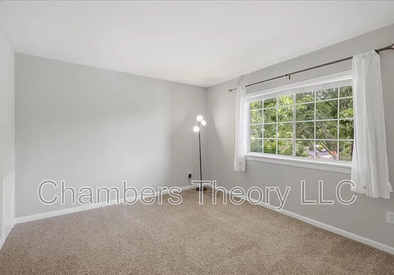 1521 Colonial Dr #304 — Photo 15