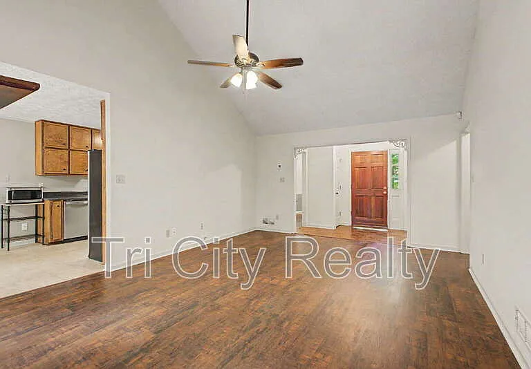 135 Brookside Trce — Photo 10