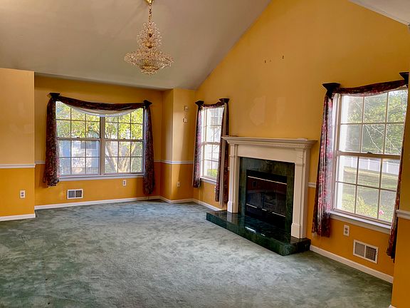 Living room 1