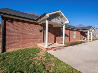 524 S Government St, Lincolnton, NC 28092